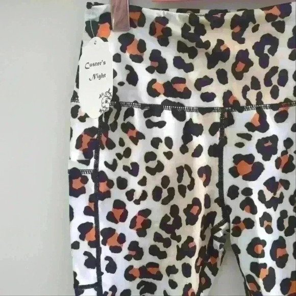 CUSTER'S NIGHT | Women's Black/Tan/White Mid-Rise Animal Print Athletic… - Picture 2 of 4